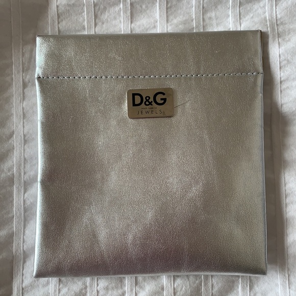 Dolce & Gabbana charm necklace - Picture 4 of 6